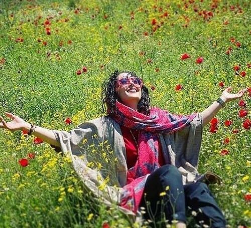 عکس زن در طبیعت