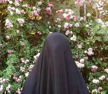 عکس دختر از پشت سر باحجاب