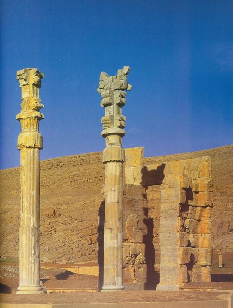 عکس ستون تخت جمشید