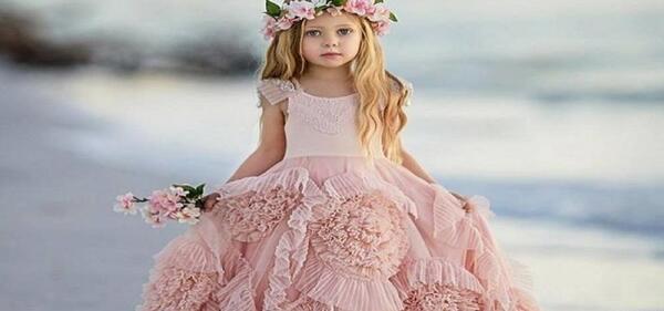 عکس لباس عروس دخترانه صورتی