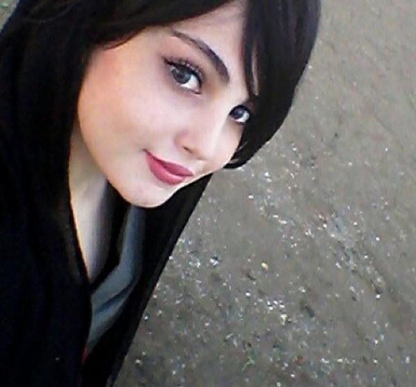 عکس دختر 17 ساله واقعی