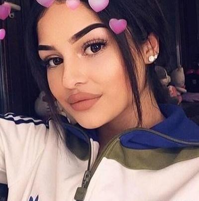 عکس دختر 17 ساله واقعی
