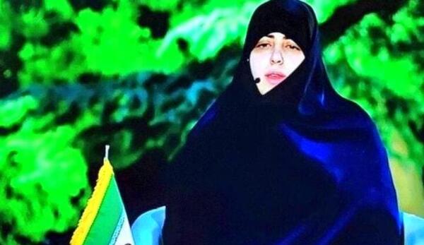 عکس رئیسی و خانواده اش