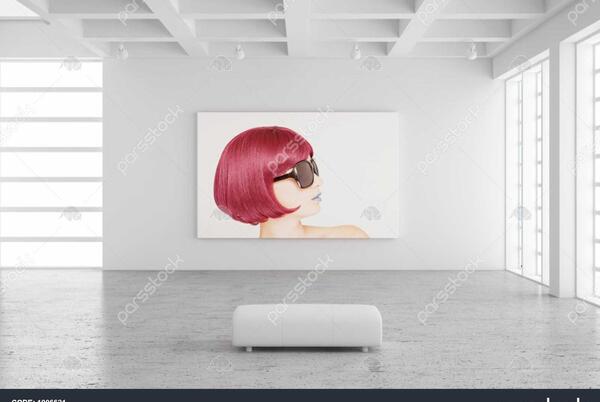 عکس نمایشگاه خالی