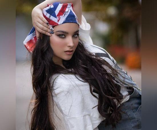 عکس دختر خوش تیپ جدید