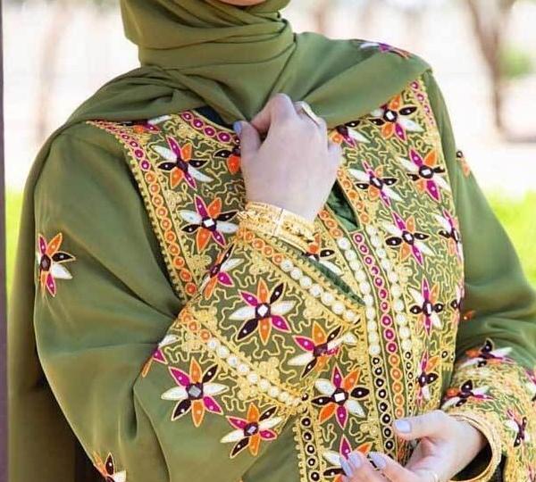 عکس دختر بلوچی غمگین