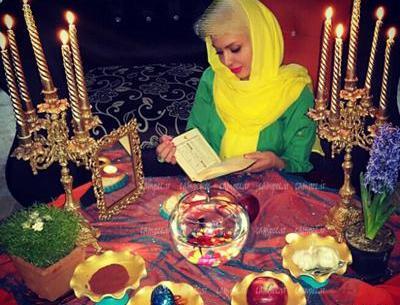 ایده ژست عکس با سفره هفت سین