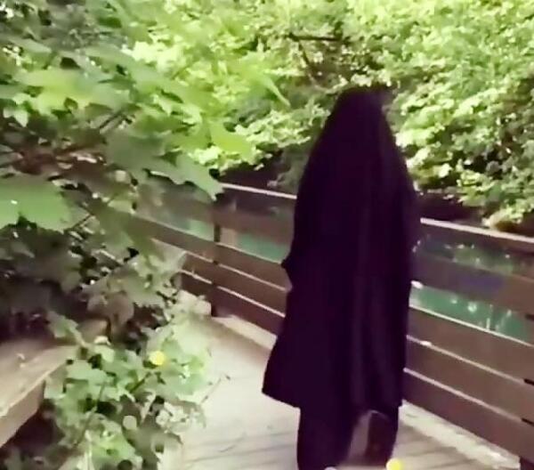 عکس چادری در طبیعت