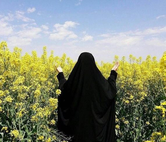 عکس چادری در طبیعت