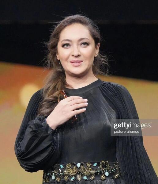 عکس همسر نیکی کریمی و فرزندش