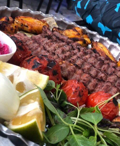 عکس فیک غذا در رستوران
