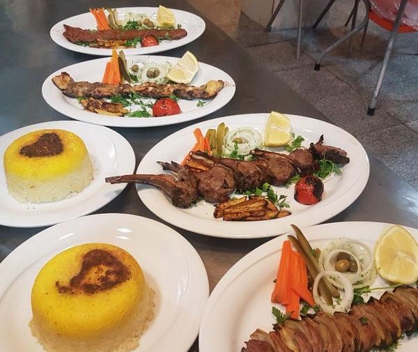 عکس فیک غذا در رستوران