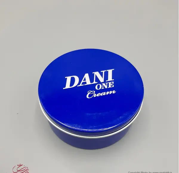 عکس کرم مرطوب کننده نیوا