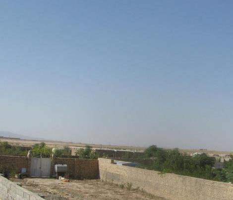 عکس زمین چهار دیواری