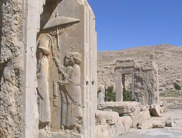 عکس از تخت جمشید و پاسارگاد