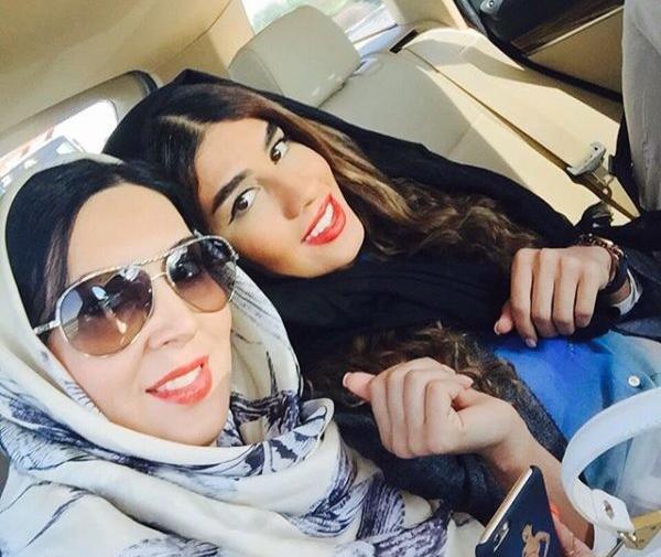 عکس لیلا بلوکات و خواهرانش