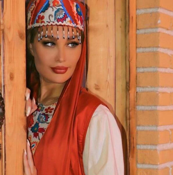عکس شب یلدای محمدرضا گلزار