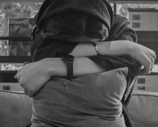 عکس برای پروفایل دخترانه غمگین بدون متن