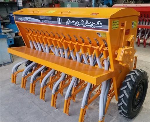 عکس دستگاه ذرت کار