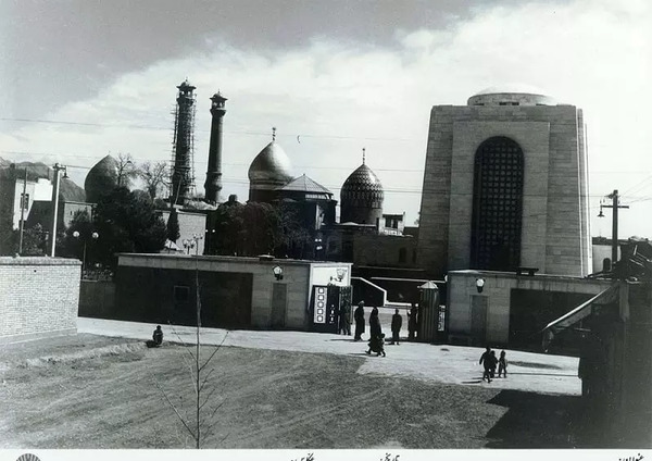 عکس ارامگاه جیران