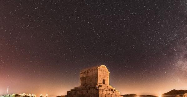 عکس ارامگاه جیران