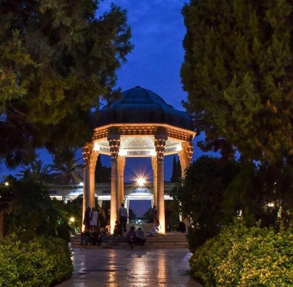 عکس ارامگاه جیران