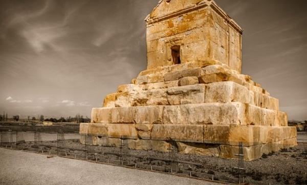 عکس ارامگاه جیران