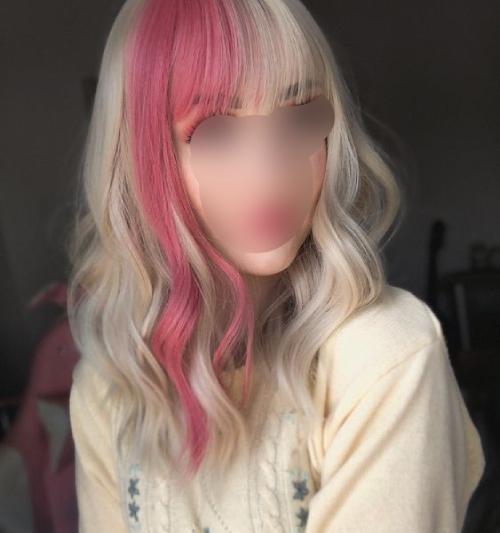 عکس رنگ مو صورتی کمرنگ