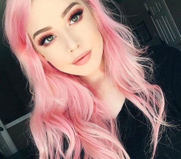 عکس رنگ مو صورتی کمرنگ