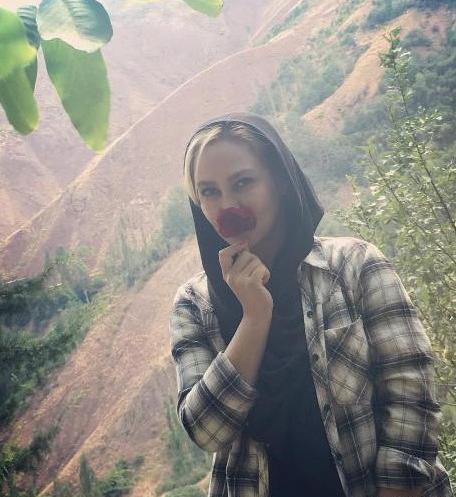 عکس دختر ایرانی تو طبیعت
