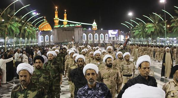 عکس سردار سلیمانی در بین الحرمین