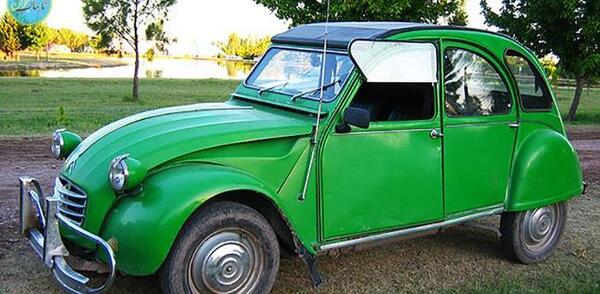 عکس توی ماشین ژیان