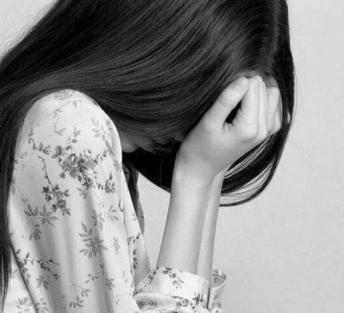 عکس نقاشی دخترونه جدید ساده غمگین