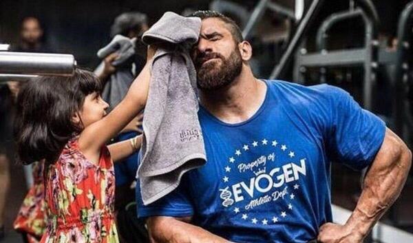 عکس هادی چوپان در آرنولد کلاسیک ۲۰۲۴