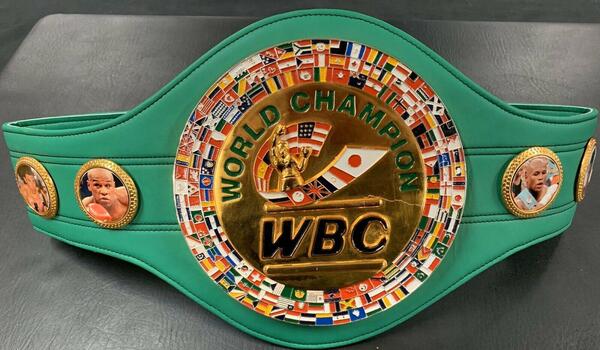 عکس های روی کمربند wbc