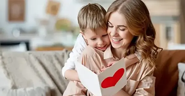 عکس پیام تبریک روز زن به زن دایی
