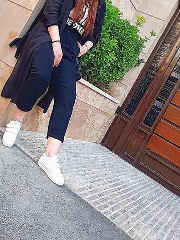 عکس دختر فیک در پارک