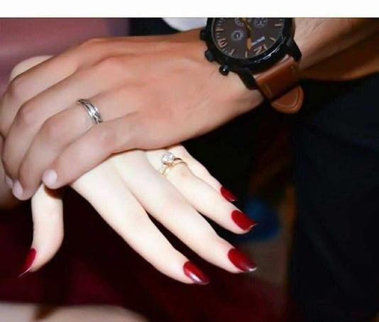 عکس دست دونفره طبیعی تو ماشین پژو پارس