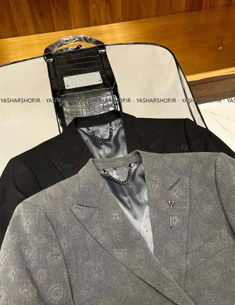 عکس کت و شلوار خاکستری