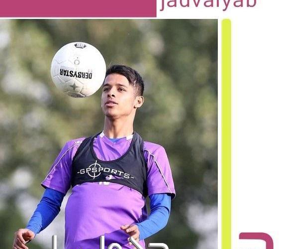 عکس مهدی قائدی با پیراهن استقلال