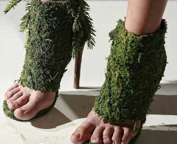 عکس کفش دخترانه زشت