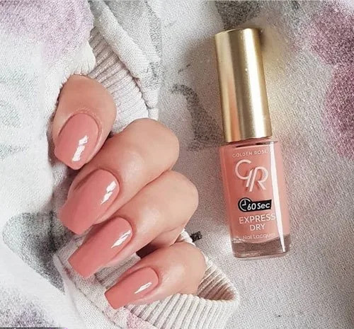 عکس کاشت ناخن و ژلیش