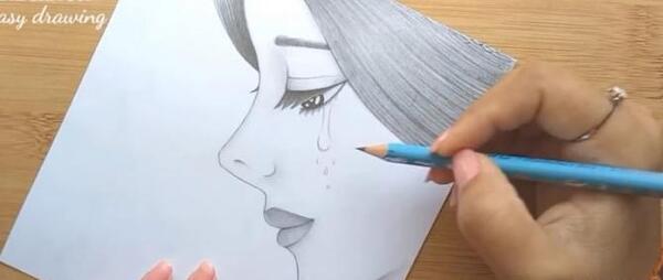 عکس نقاشی دخترانه جدید با مداد سیاه