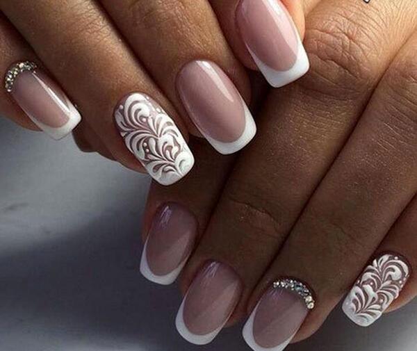عکس مدل فرنچ ناخن در خانه