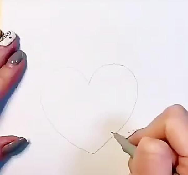 عکس نقاشی ساده و زیبا قلب