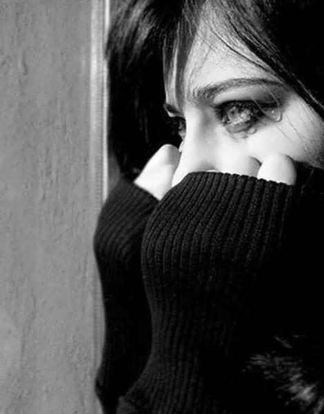 عکس غمگین بدون متن دخترونه سیاه