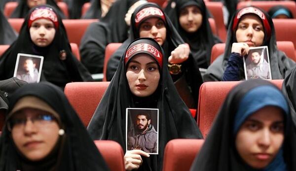 عکس همسر شهید ابراهیم هادی