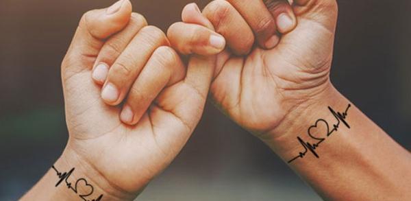 عکس تاتو روی دست پسرانه ساده