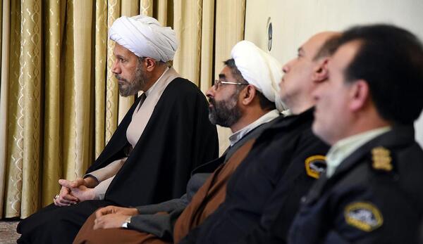 عکس پاییز حافظیه