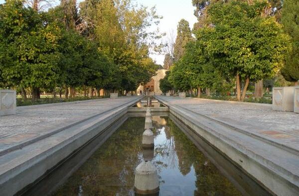 عکس پاییز حافظیه